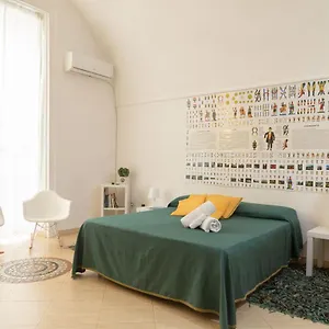  Ferienhaus Neapolitan Style Apartrment